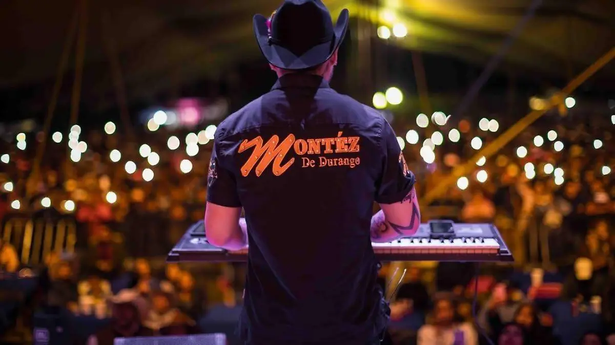 Vive a Montez De Durango en vivo